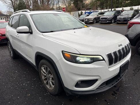 Used 2019 Jeep Cherokee Latitude Plus image 1