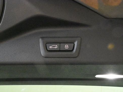 New 2026 BMW X5 xDrive40i w/ M Sport Package image 32