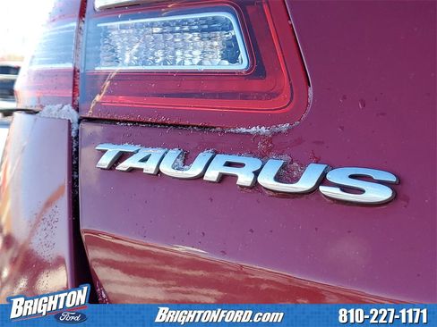 Used 2016 Ford Taurus Limited image 5
