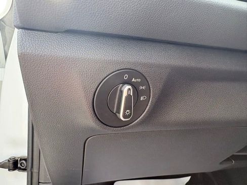 Used 2025 Volkswagen Jetta S FWD image 23