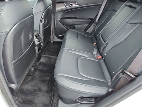 Used 2023 Kia Sportage EX AWD/4WD image 19