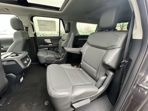 New 2026 Ford Expedition Max Active image 25