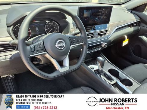 New 2026 Nissan Altima 2.5 SV w/ SV Special Edition Package FWD image 4