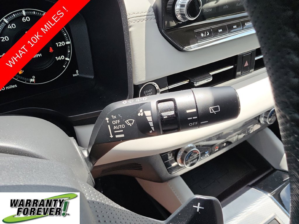 Used 2024 Mitsubishi Outlander SEL Black Edition FWD image 23