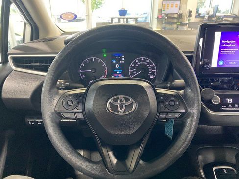 Used 2024 Toyota Corolla LE FWD image 20