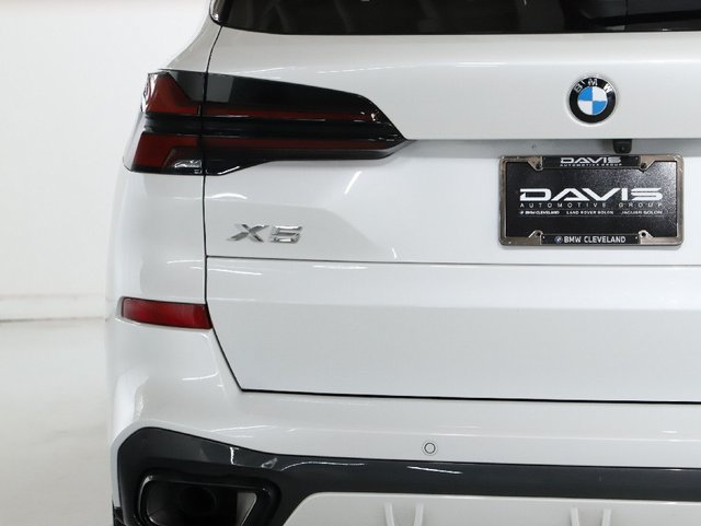 Used 2026 BMW X5 xDrive40i w/ M Sport Package AWD/4WD image 48
