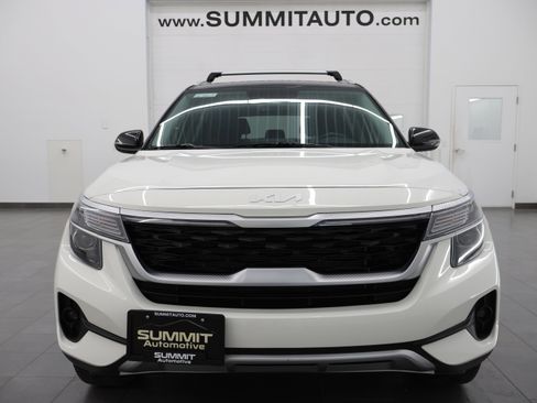 Used 2022 Kia Seltos S AWD/4WD image 19