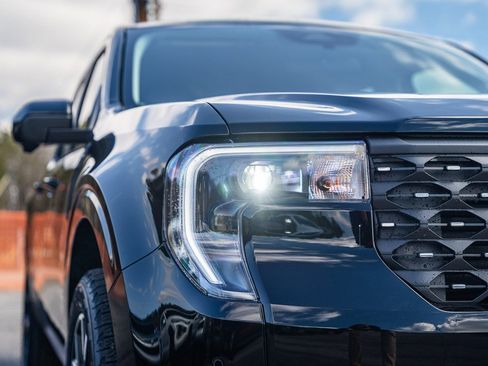 New 2026 Ford Maverick Lariat image 6