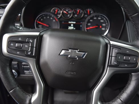 Used 2021 Chevrolet Tahoe Z71 w/ Z71 Signature Package image 15