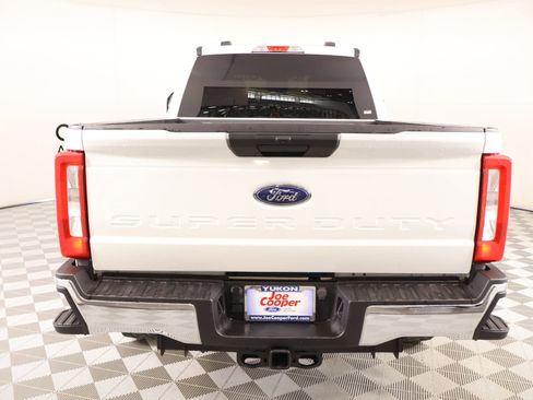 Used 2024 Ford F250 XLT w/ FX4 Off-Road Package image 20