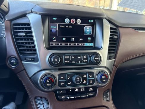 Used 2015 Chevrolet Suburban LTZ image 13