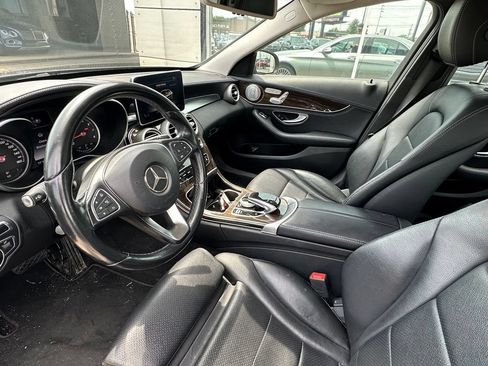 Used 2015 Mercedes-Benz C 300 Sedan image 2