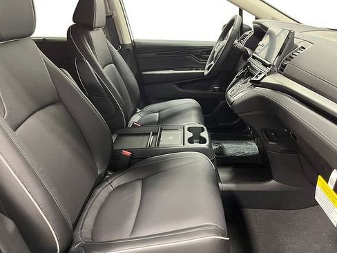 New 2026 Honda Odyssey Touring image 29