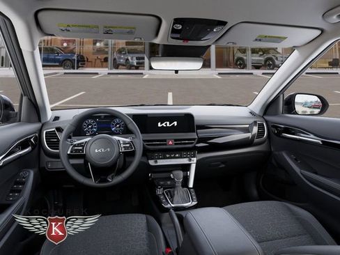 New 2025 Kia Seltos X-Line image 14