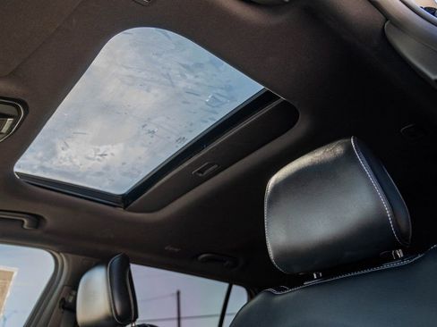 Used 2025 Jeep Grand Cherokee L Altitude image 24