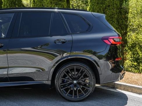 Used 2023 BMW X5 xDrive40i w/ Executive Package AWD/4WD image 11
