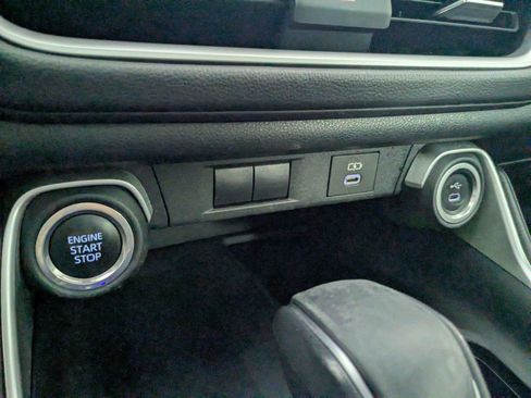 Used 2024 Toyota Grand Highlander FWD image 23