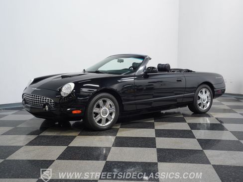 Used 2005 Ford Thunderbird RWD image 6