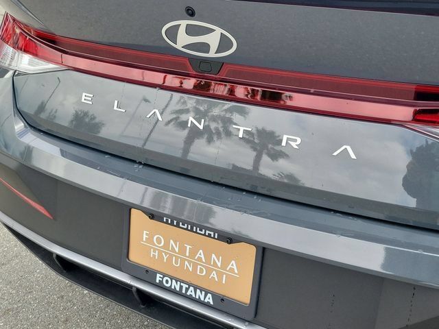 New 2026 Hyundai Elantra Sport FWD image 27