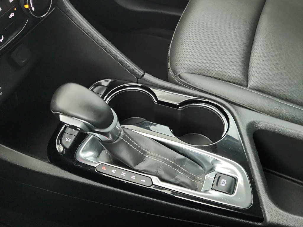 Used 2024 Buick Encore GX Sport Touring AWD/4WD image 30