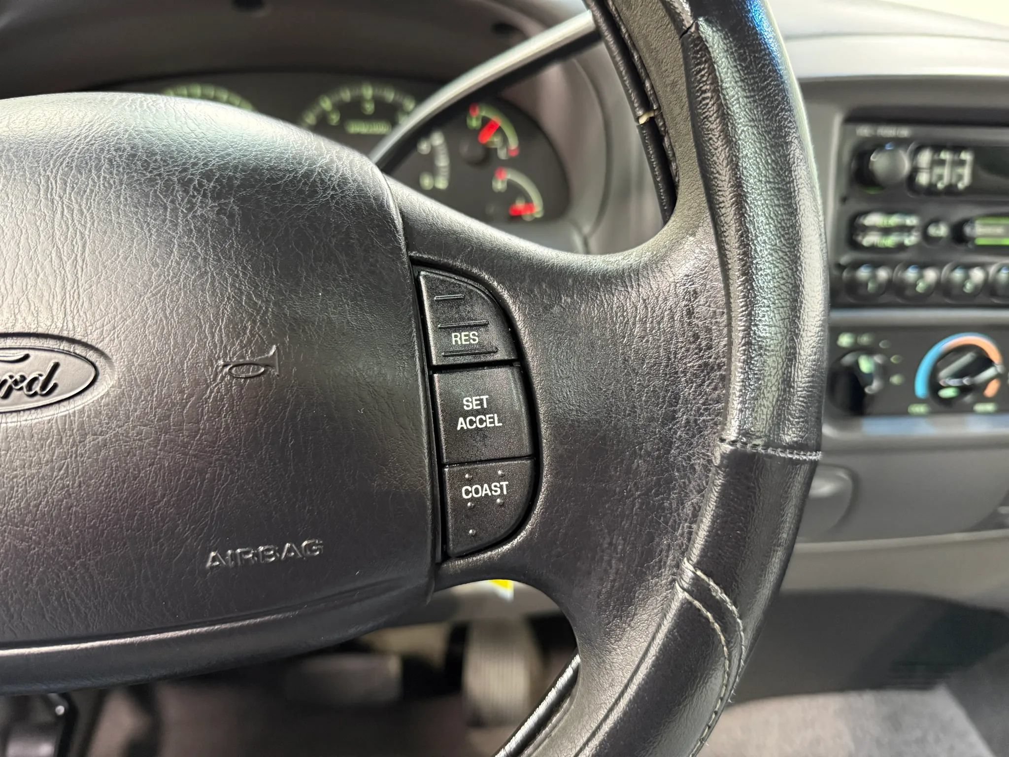 Used 1999 Ford F150 4x4 Regular Cab image 24