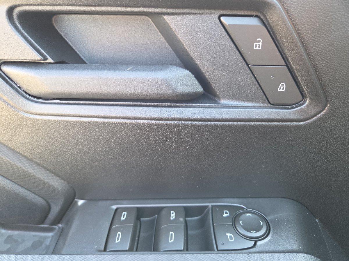 New 2026 Chevrolet Colorado Trail Boss AWD/4WD image 32