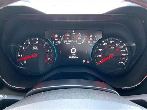 Used 2018 Chevrolet Camaro ZL1 RWD image 18