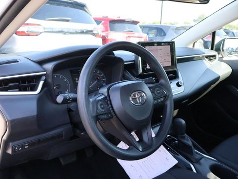 Used 2024 Toyota Corolla LE FWD image 16