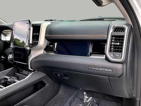 Used 2026 RAM 1500 Tungsten AWD/4WD image 19