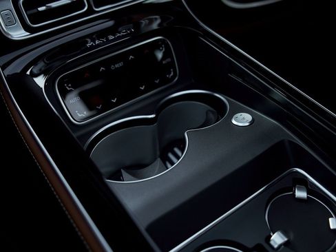 Used 2026 Mercedes-Benz Maybach S 680 4MATIC image 64