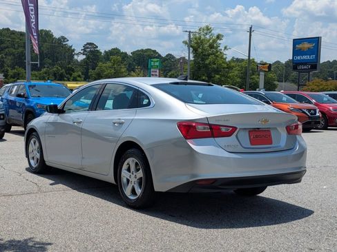 Used 2020 Chevrolet Malibu LS FWD image 6