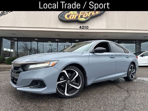 Used 2022 Honda Accord Sport image 1