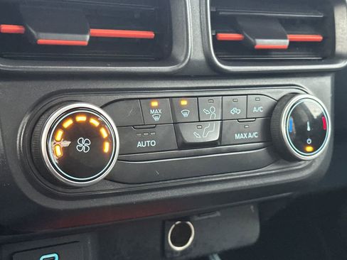 Certified 2022 Ford Maverick XLT w/ Equipment Group 300A Standard image 19