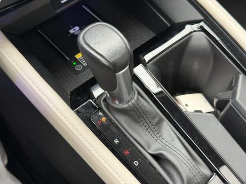 Used 2023 Honda Accord Touring image 26