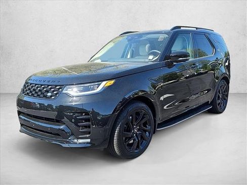 Used 2025 Land Rover Discovery Dynamic SE AWD/4WD image 1