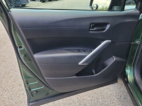 Used 2024 Toyota Corolla Cross LE FWD image 21