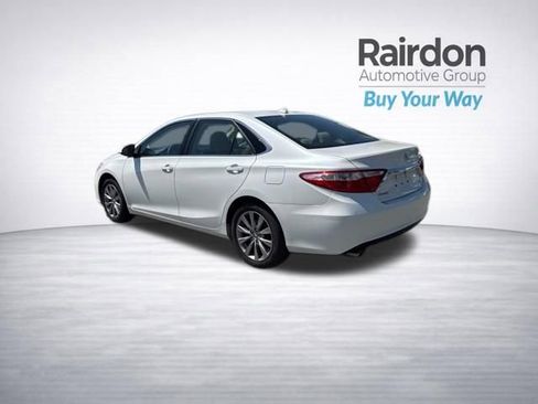 Used 2017 Toyota Camry XLE w/ Advanced Technology Package FWD image 5
