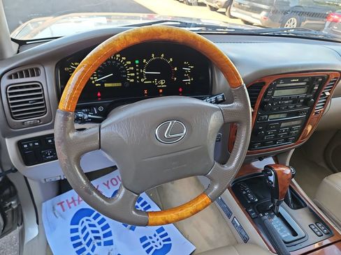 Used 2001 Lexus LX 470 4WD image 13