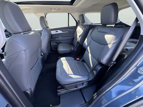 New 2026 Ford Explorer Active w/ Active Comfort Package AWD/4WD image 25