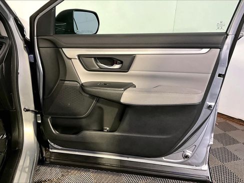 Used 2018 Honda CR-V LX image 23