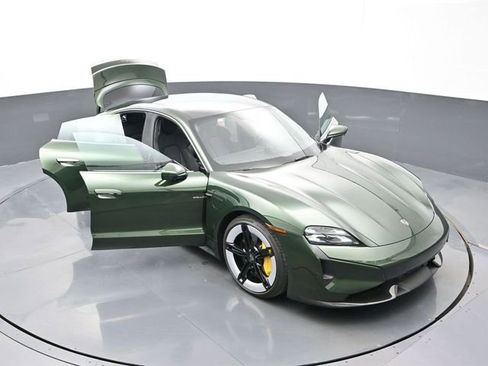 Certified 2025 Porsche Taycan Turbo S AWD/4WD image 34
