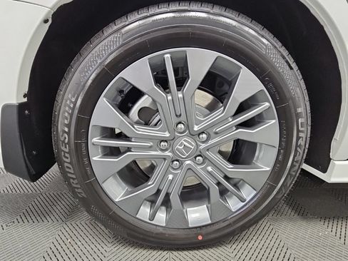 New 2026 Honda Odyssey Touring image 49