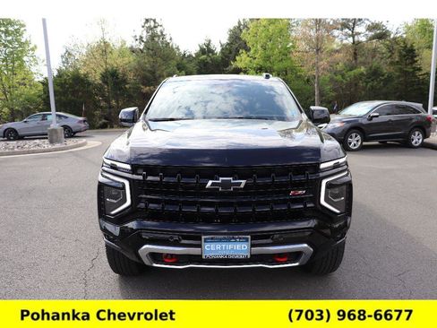 Certified 2025 Chevrolet Suburban Z71 AWD/4WD image 2
