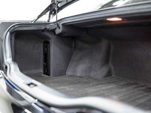 Used 2004 Lexus LS 430 RWD image 85