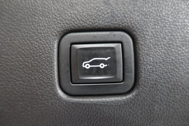 Used 2020 Chevrolet Blazer LT FWD image 22