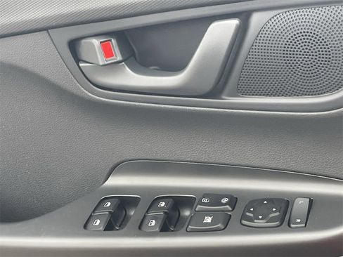 Used 2023 Hyundai Kona SEL image 20