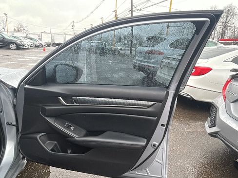 Used 2021 Honda Accord LX image 13