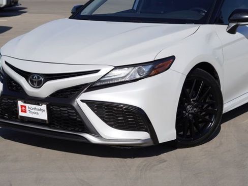 Used 2021 Toyota Camry XSE FWD image 6
