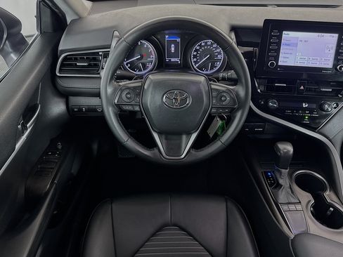 Used 2023 Toyota Camry SE FWD image 16
