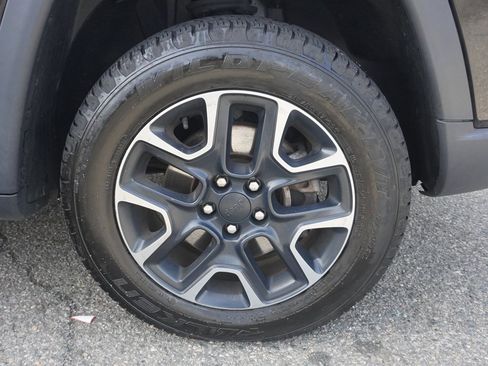 Used 2019 Jeep Compass Trailhawk w/ Leather Interior Group image 20